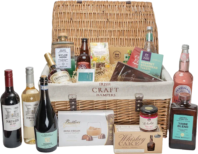 Connoisseur's Choice: a wicker hamper with prosecco, spirits, wine, whiskey cake and artisan treats
